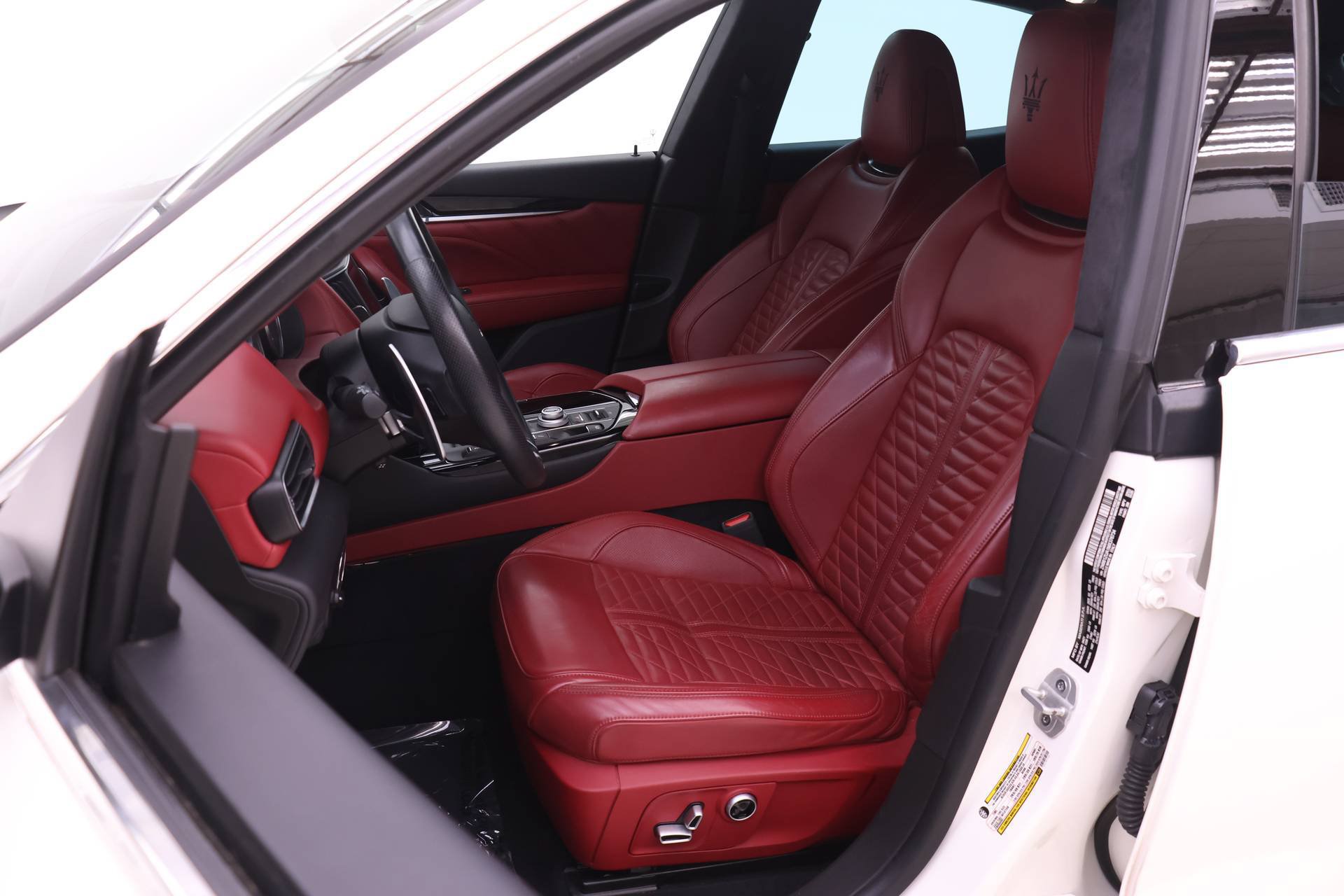 Used 2021 Maserati Levante GTS AWD/4WD image 7