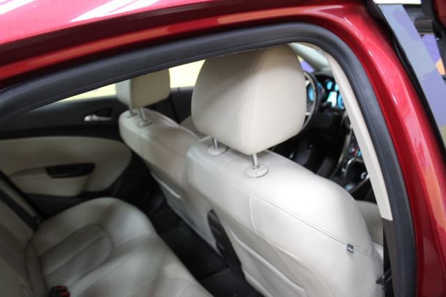 Used 2015 Buick Verano Leather FWD image 10