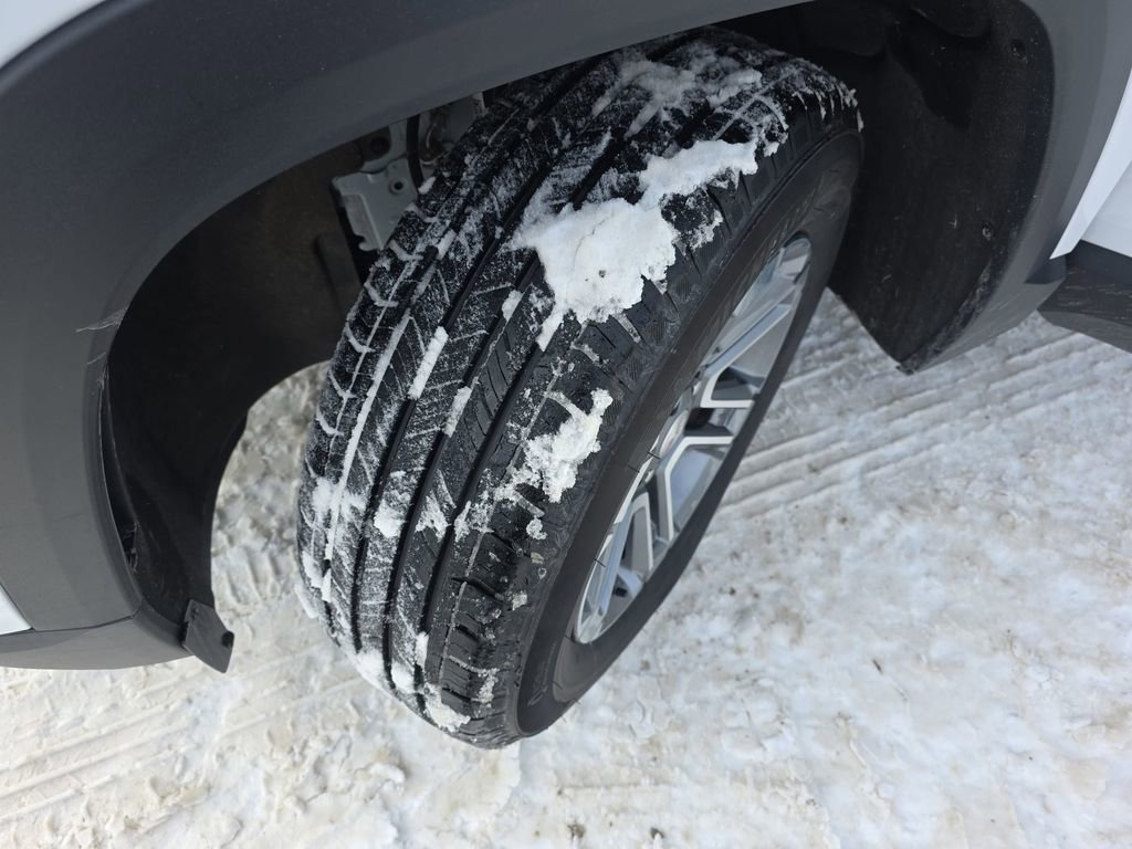 New 2026 GMC Terrain Elevation w/ LPO, Floor Liner Package image 32