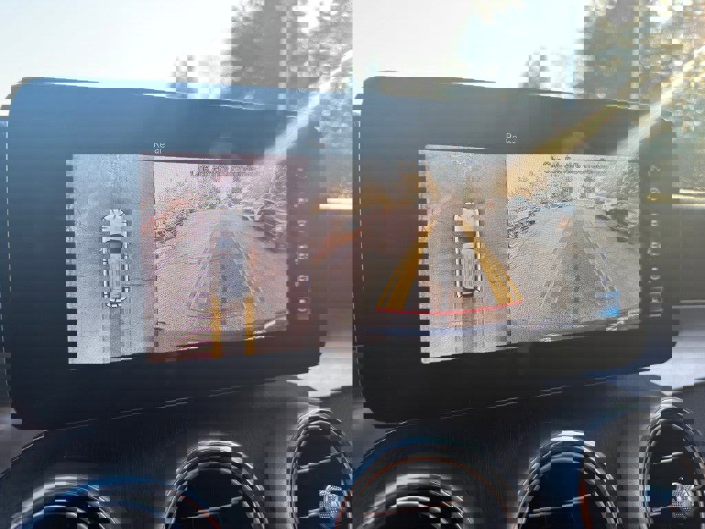 Certified 2022 Mercedes-Benz GLC 300 4MATIC w/ Premium Package Lite image 25