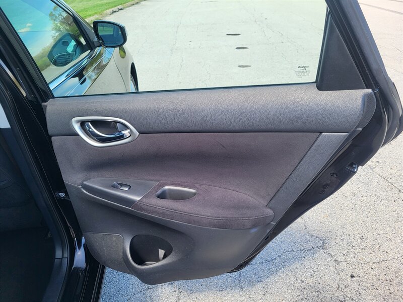 Used 2013 Nissan Sentra SL FWD image 27