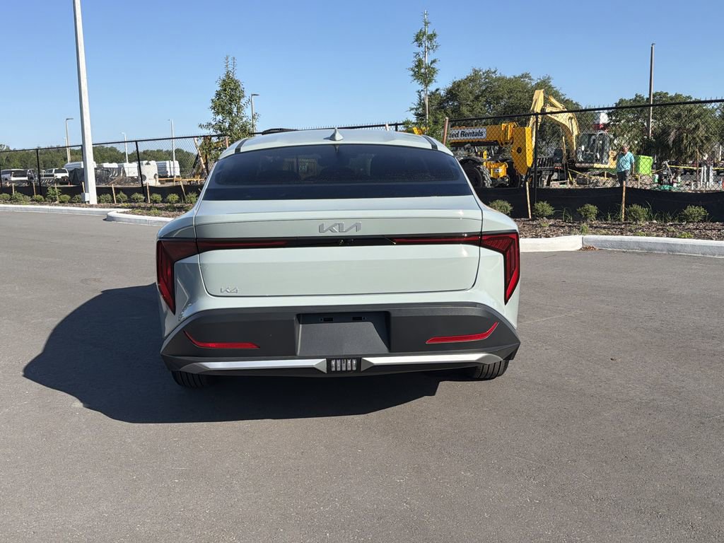 Used 2025 Kia K4 LXS FWD image 5