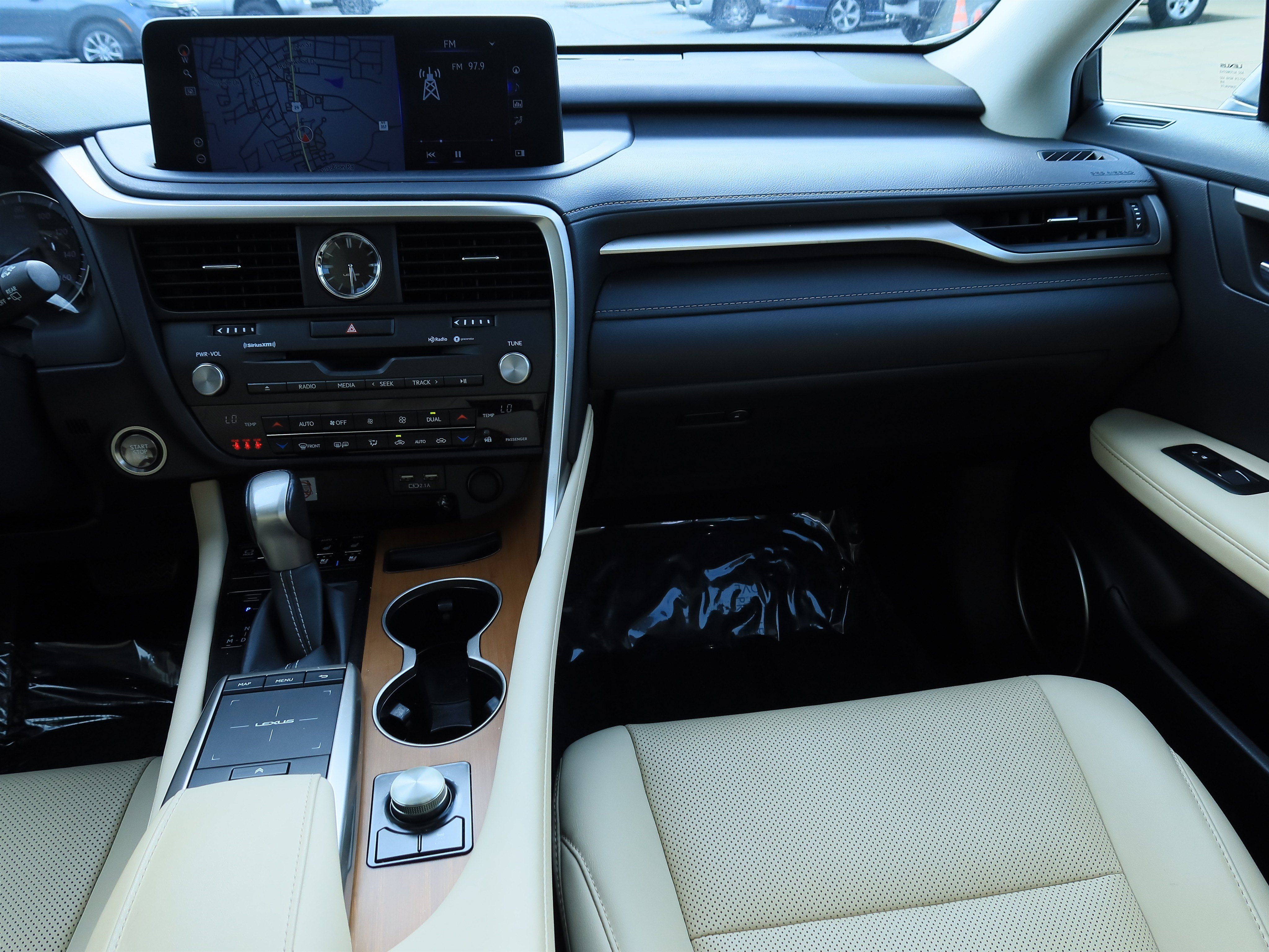 Used 2022 Lexus RX 350 FWD w/ Premium Package image 16