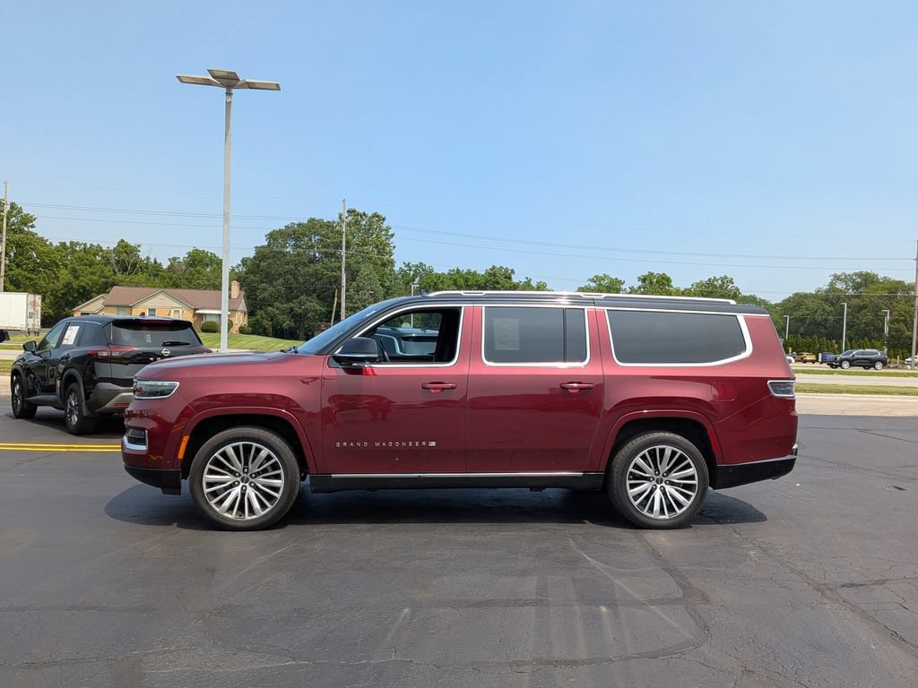 Used 2024 Jeep Grand Wagoneer L Series III AWD/4WD image 4