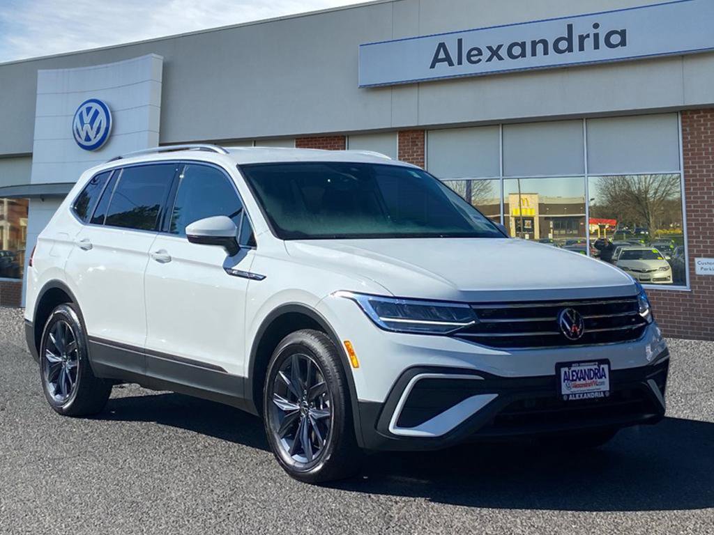Certified 2022 Volkswagen Tiguan SE