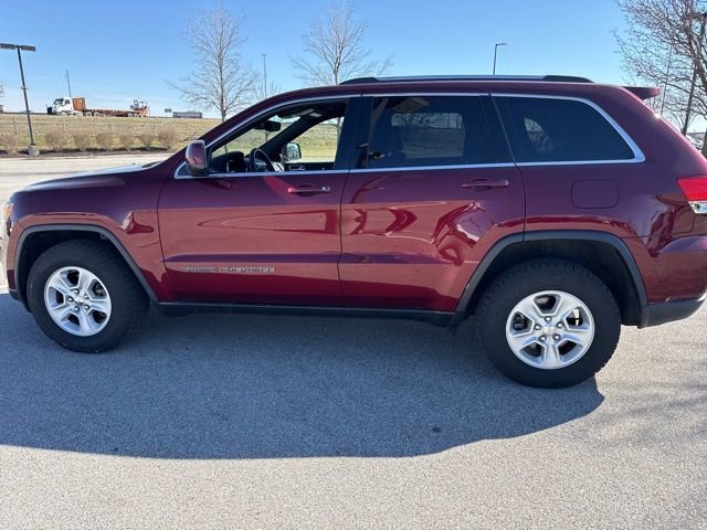 Used 2017 Jeep Grand Cherokee Laredo w/ Quick Order Package 23E image 4