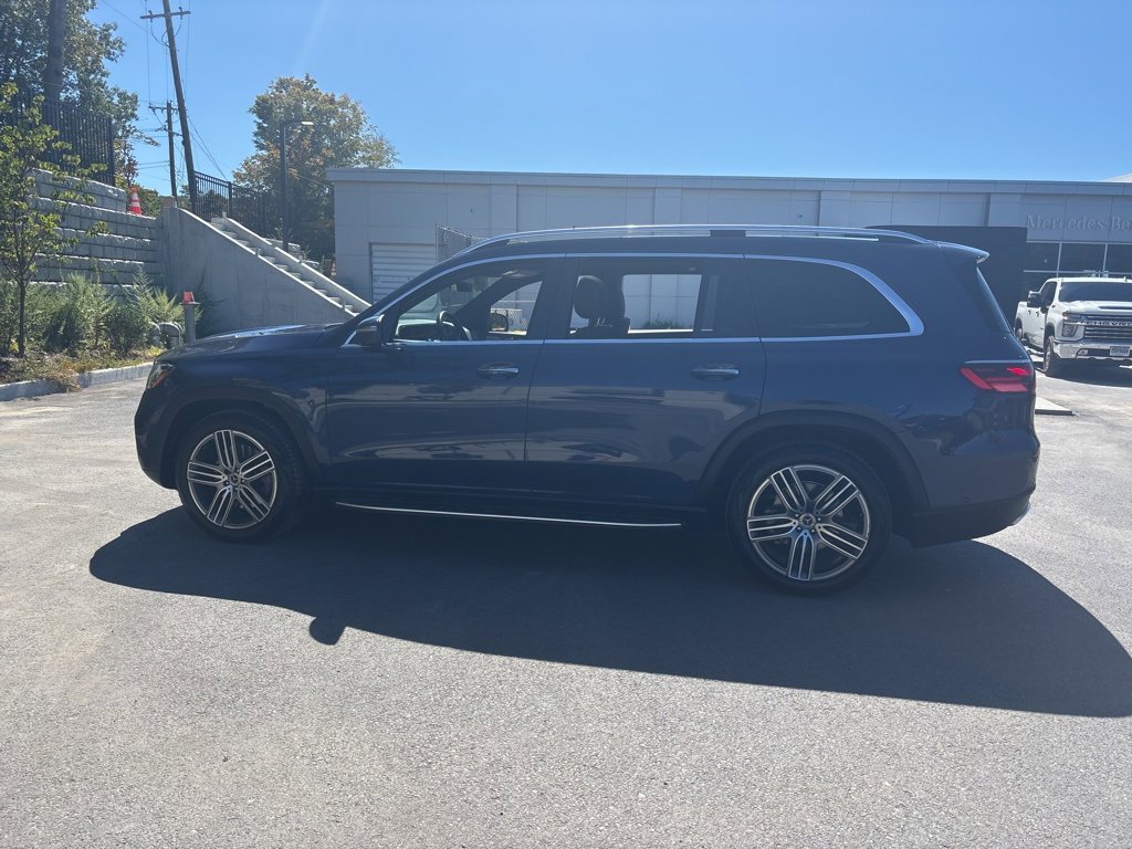 Used 2025 Mercedes-Benz GLS 450 4MATIC image 8