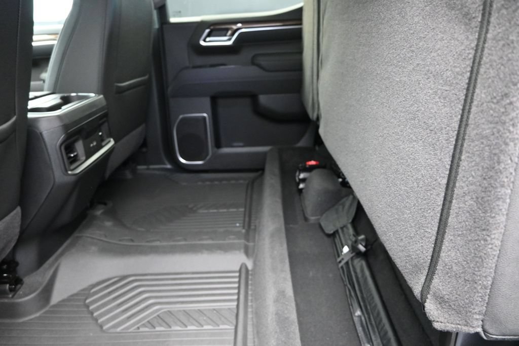 New 2026 Chevrolet Silverado 1500 LT AWD/4WD image 17