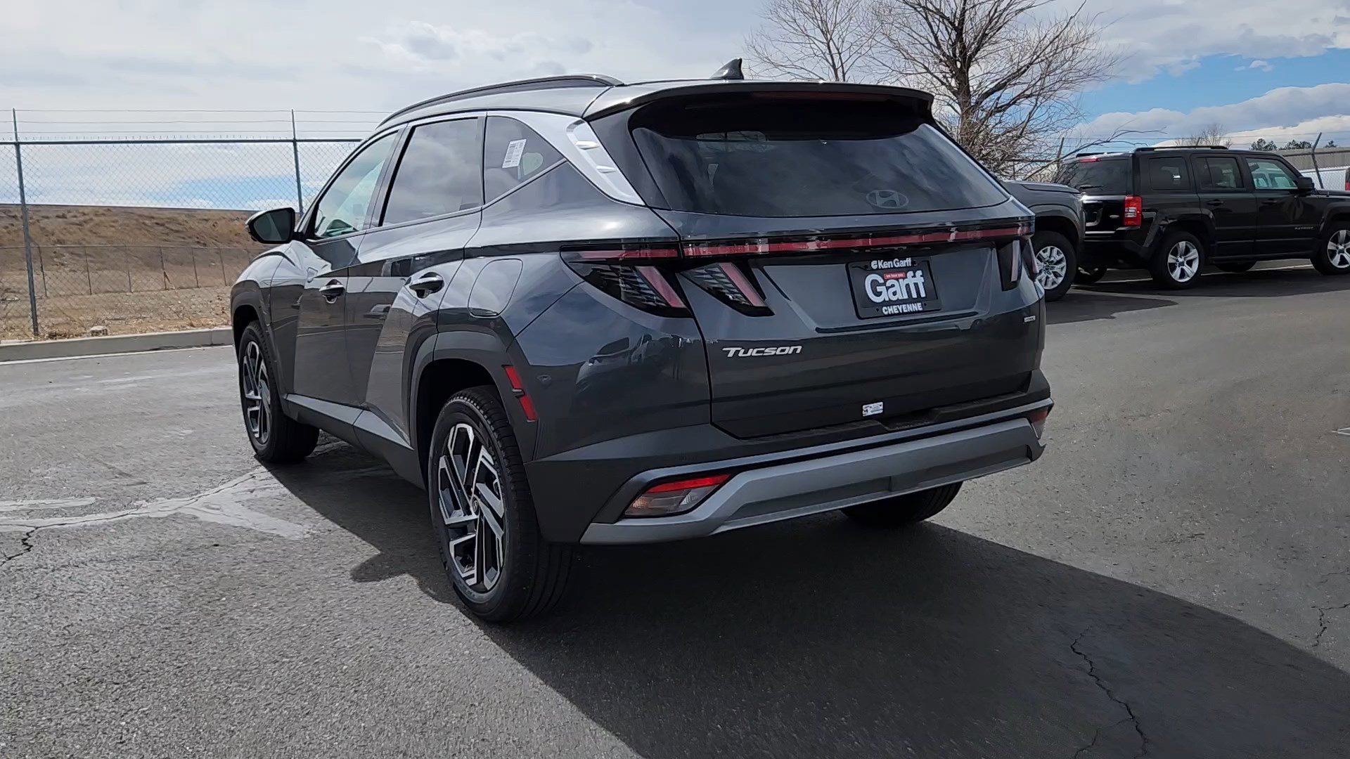 New 2026 Hyundai Tucson Limited AWD/4WD image 2