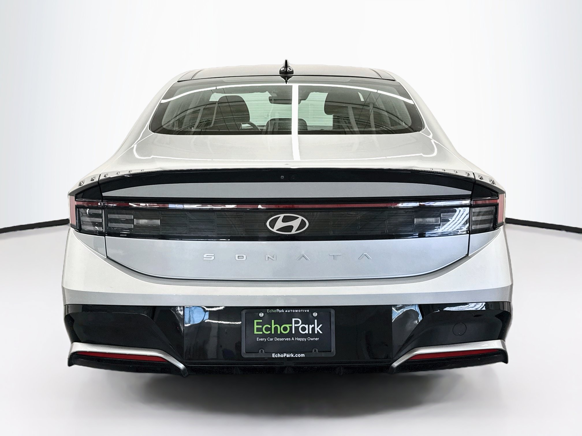 Used 2025 Hyundai Sonata SEL FWD image 7