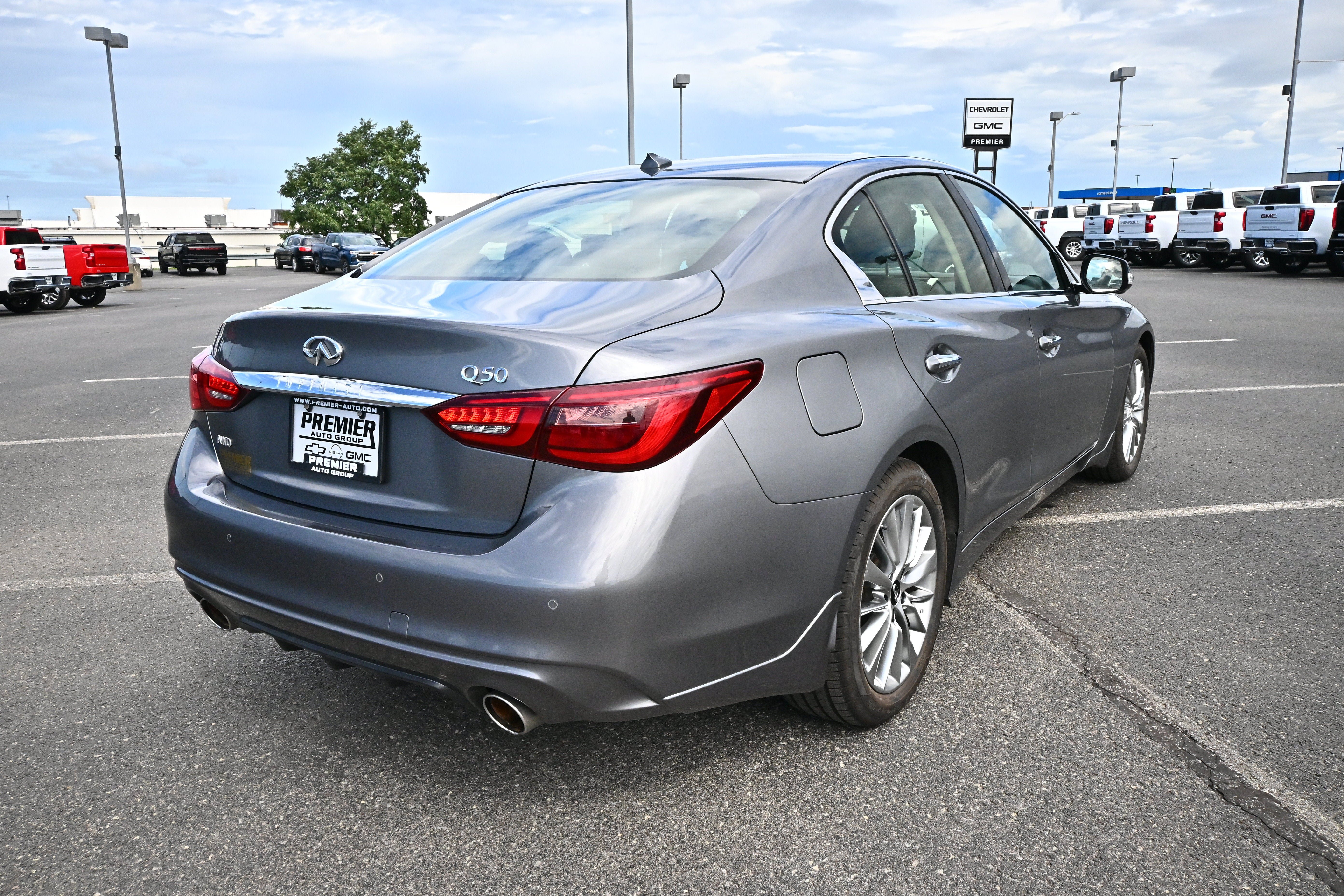 Used 2023 INFINITI Q50 Luxe w/ Cargo Package AWD/4WD image 6