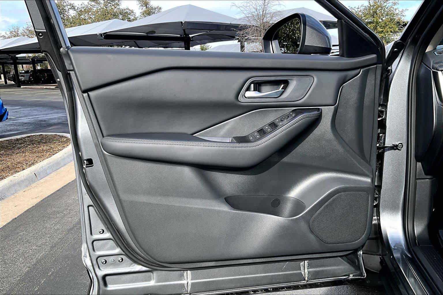 New 2026 Nissan Rogue SV image 10
