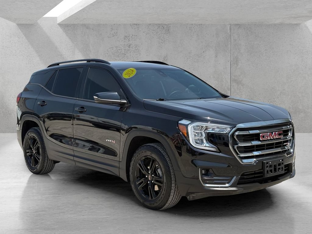 Used 2024 GMC Terrain AT4 w/ LPO, Floor Liner Package AWD/4WD image 3