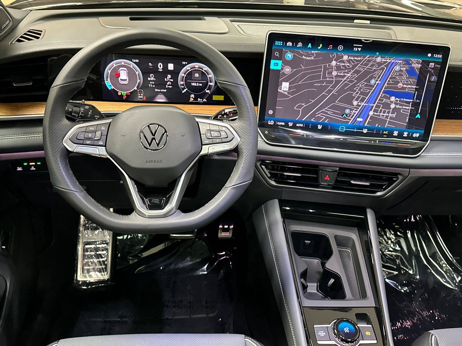 New 2026 Volkswagen Tiguan SEL R-Line AWD/4WD image 13
