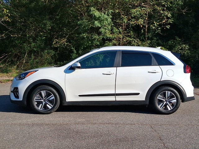 Used 2022 Kia Niro LXS FWD image 2