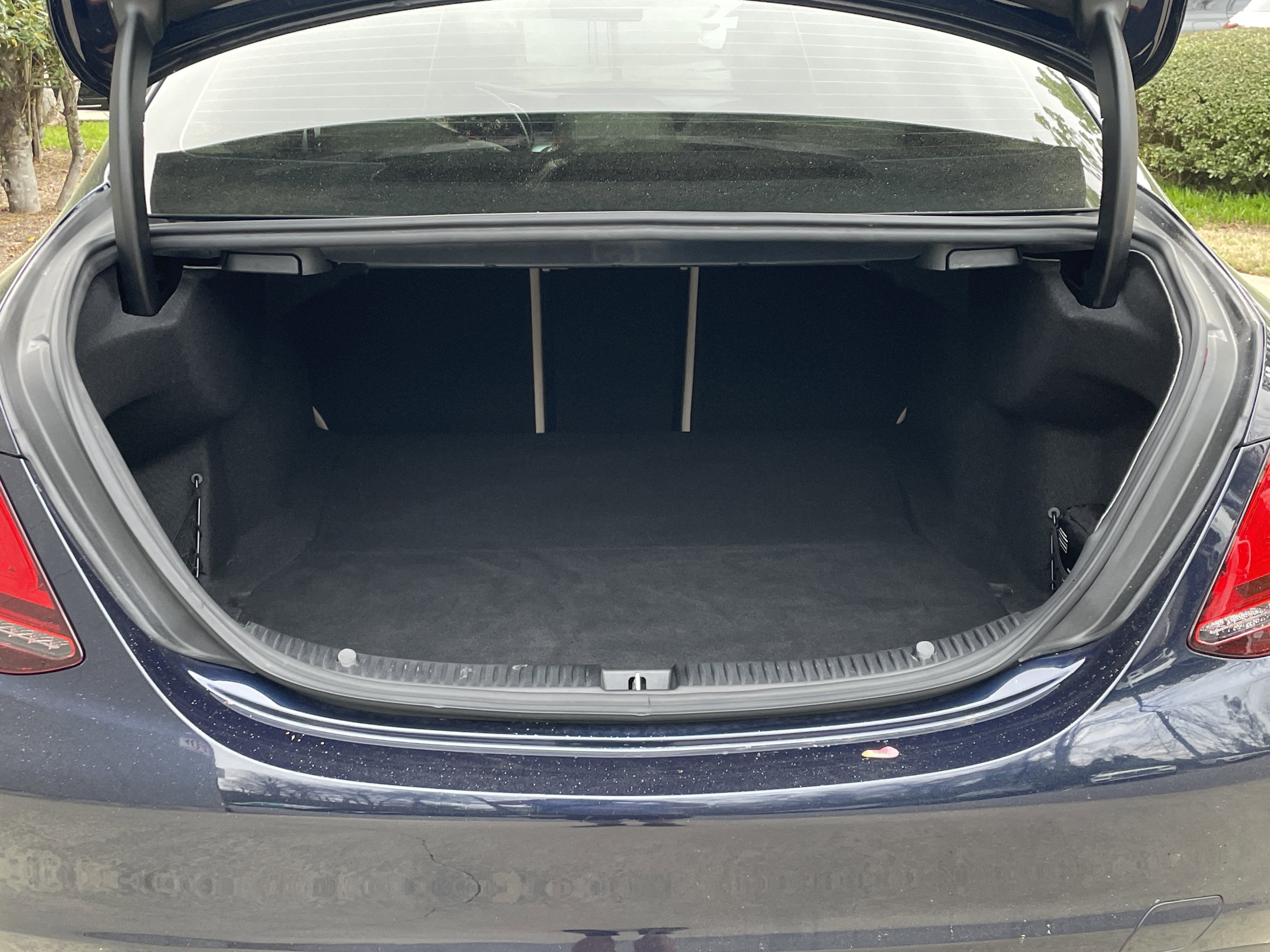 Used 2019 Mercedes-Benz C 300 4MATIC Sedan image 10
