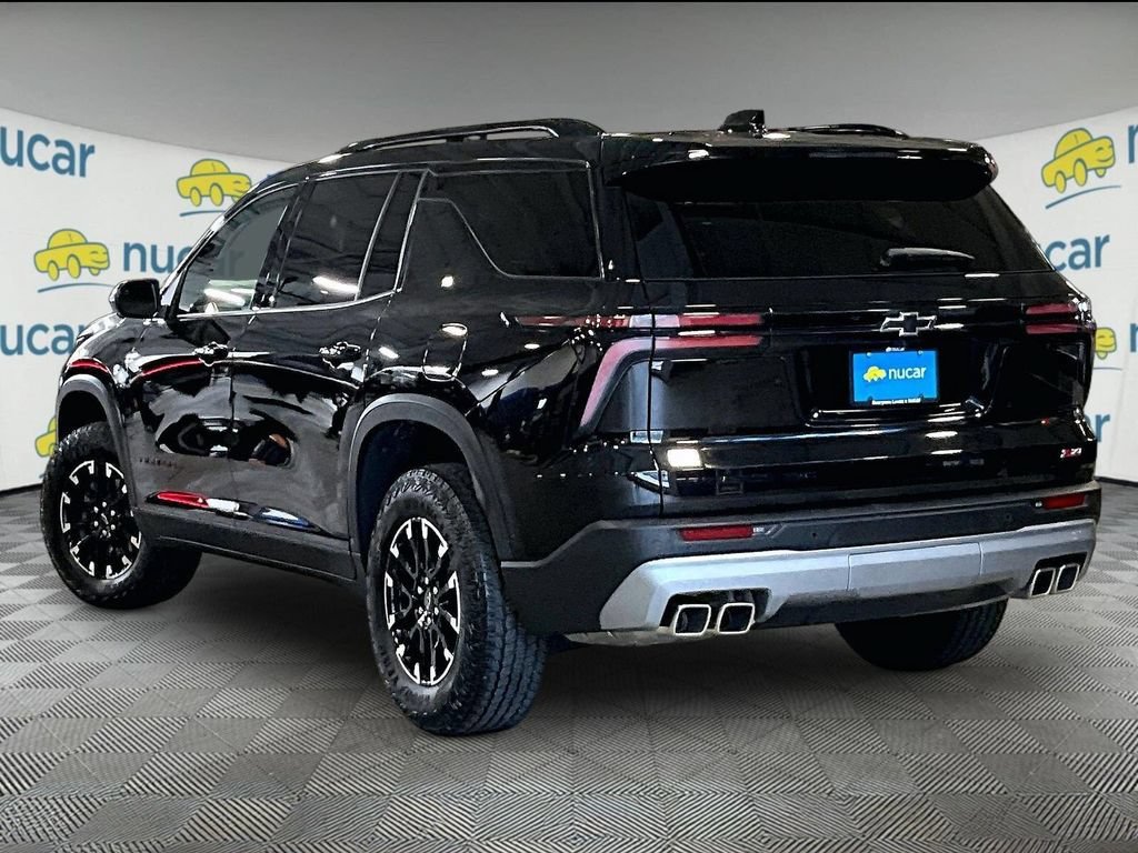 Used 2024 Chevrolet Traverse Z71 AWD/4WD image 4