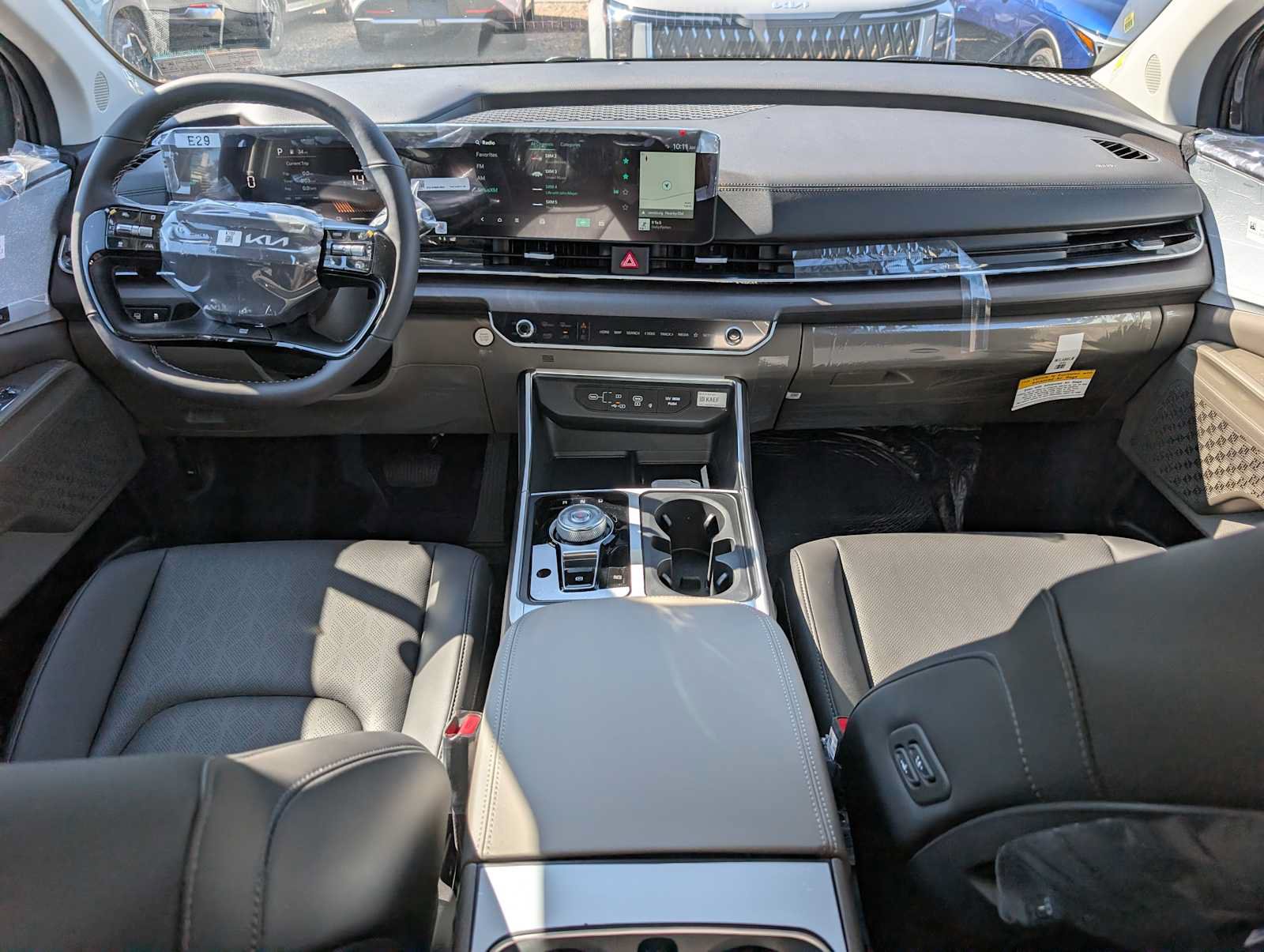 New 2027 Kia Carnival EX FWD image 12