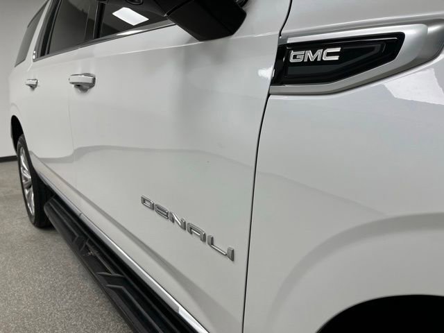 Used 2024 GMC Yukon XL Denali w/ Advanced Technology Package AWD/4WD image 13