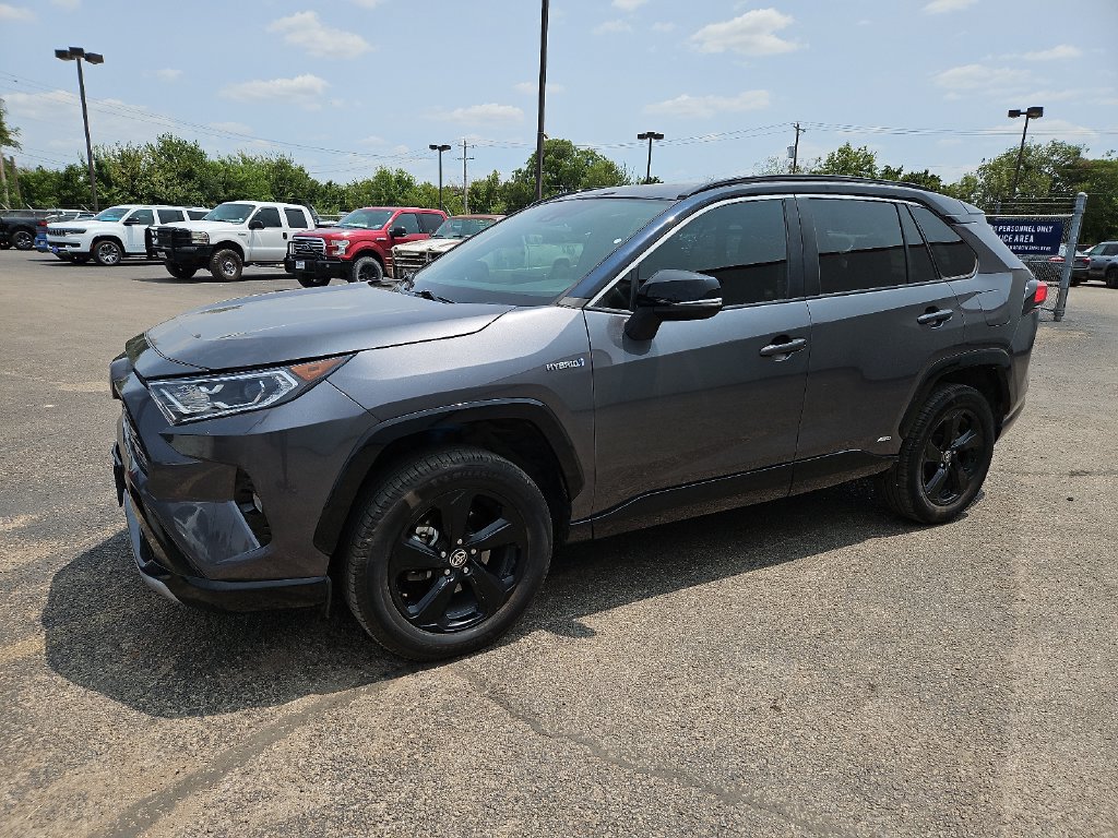 Used 2021 Toyota RAV4 XSE AWD/4WD image 5