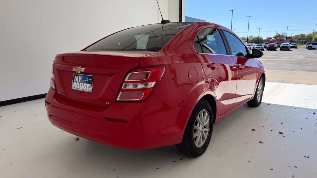 Used 2018 Chevrolet Sonic LT FWD image 14
