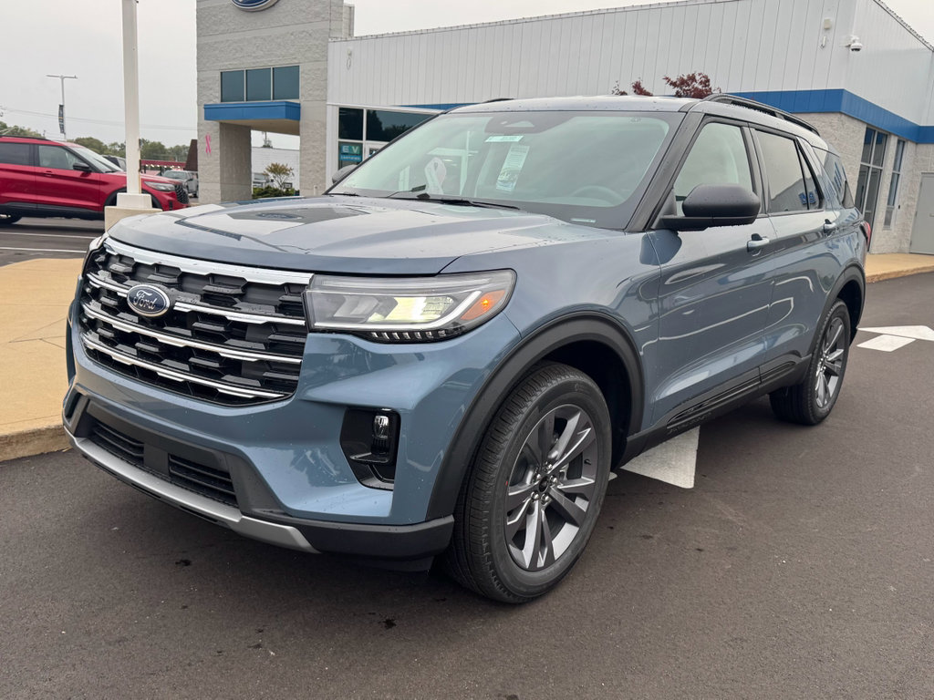 New 2026 Ford Explorer Active image 4