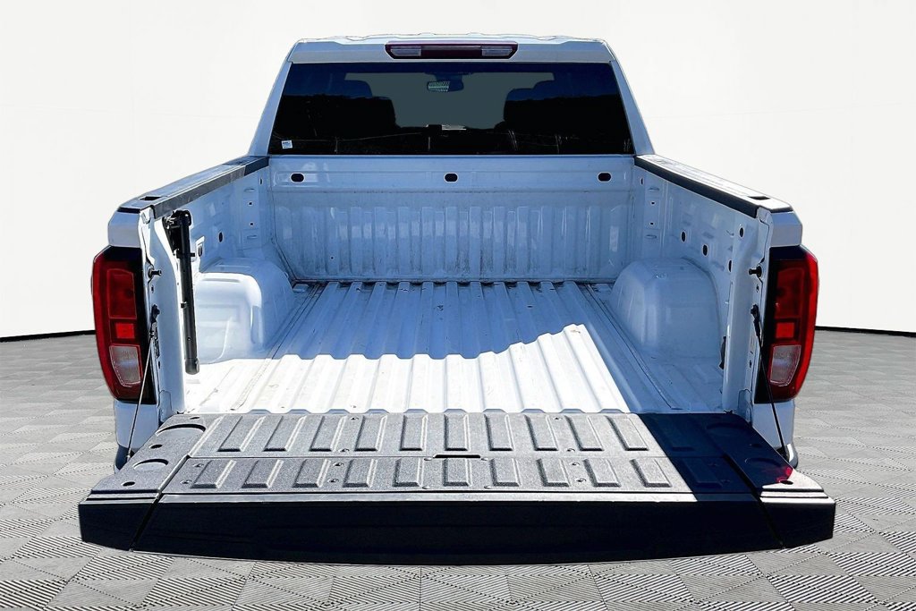 Used 2024 GMC Sierra 1500 Elevation AWD/4WD image 7