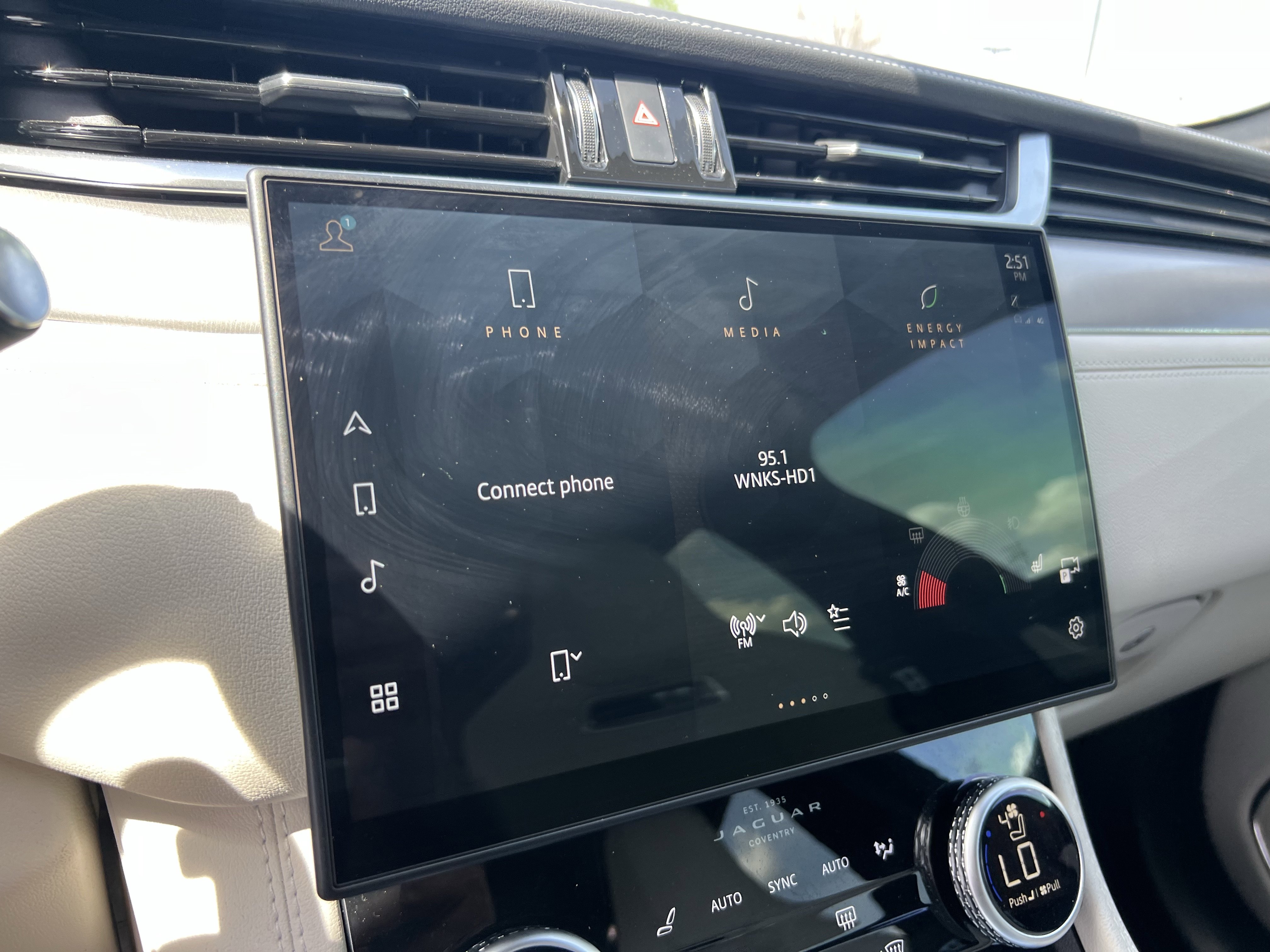 Certified 2026 Jaguar F-PACE R-Dynamic S AWD/4WD image 24