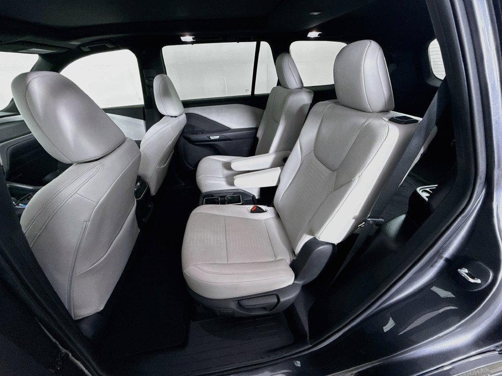 Certified 2024 Lexus TX 350 AWD w/ Captains Chair Package image 26