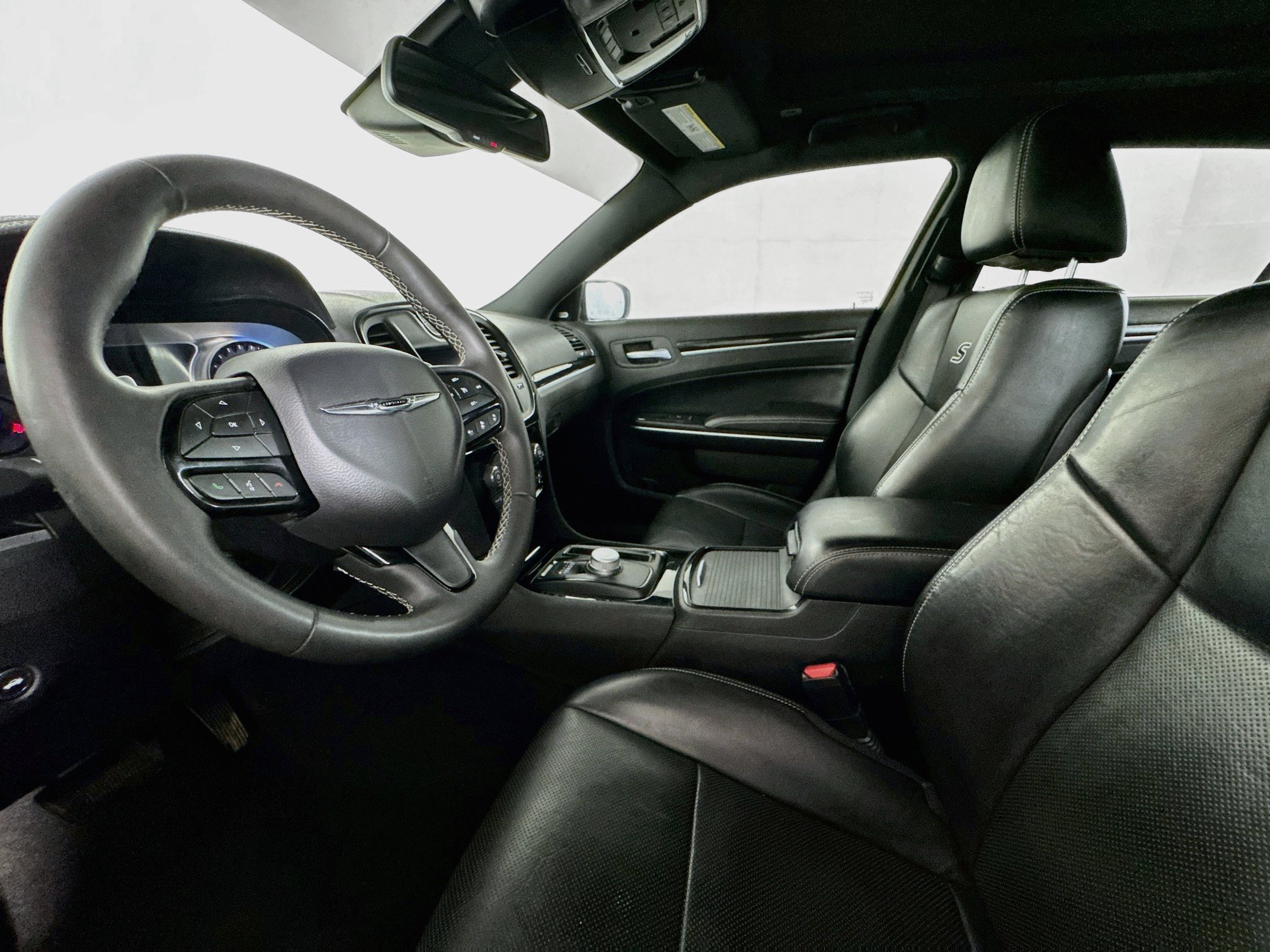 Used 2022 Chrysler 300 S w/ Comfort Group RWD image 20