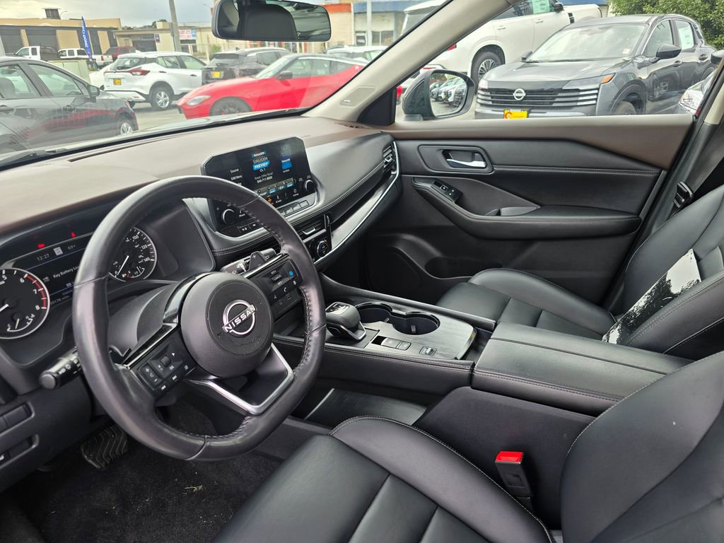 Certified 2022 Nissan Rogue SL w/ SL Premium Package image 11