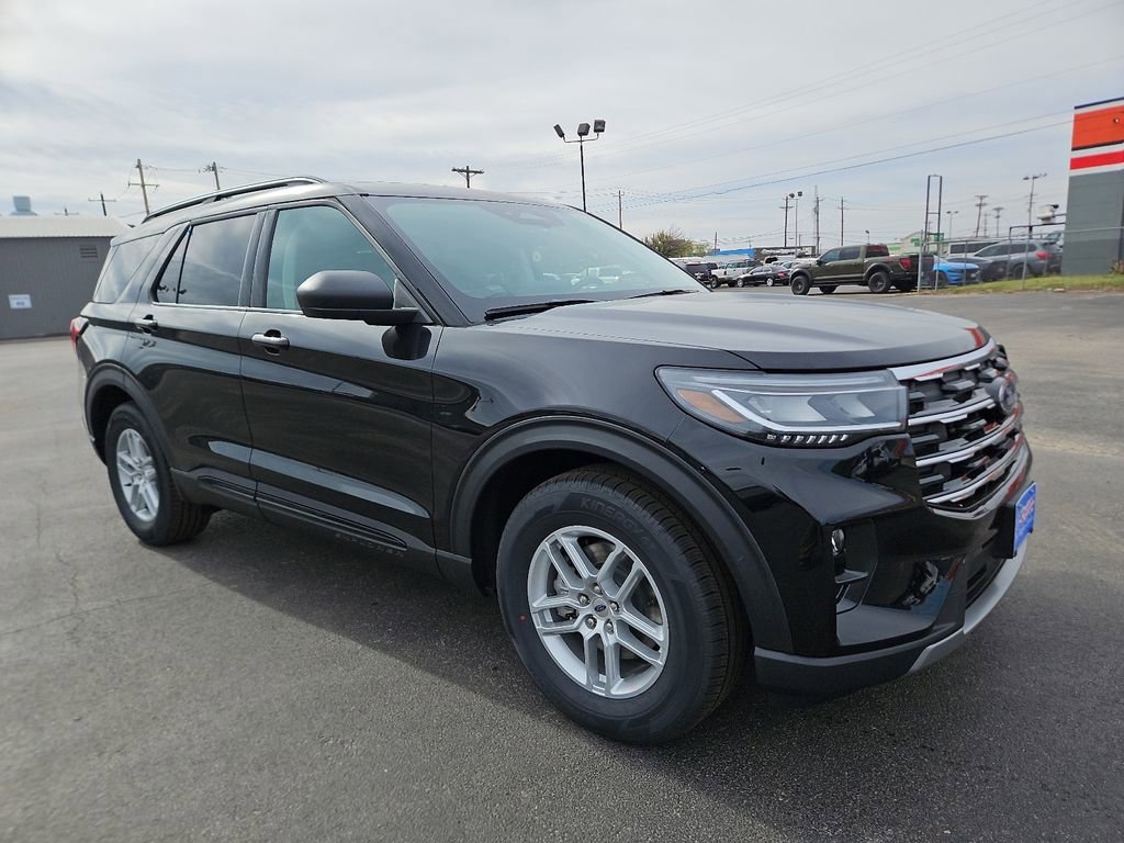 New 2026 Ford Explorer Active w/ Active Comfort Package