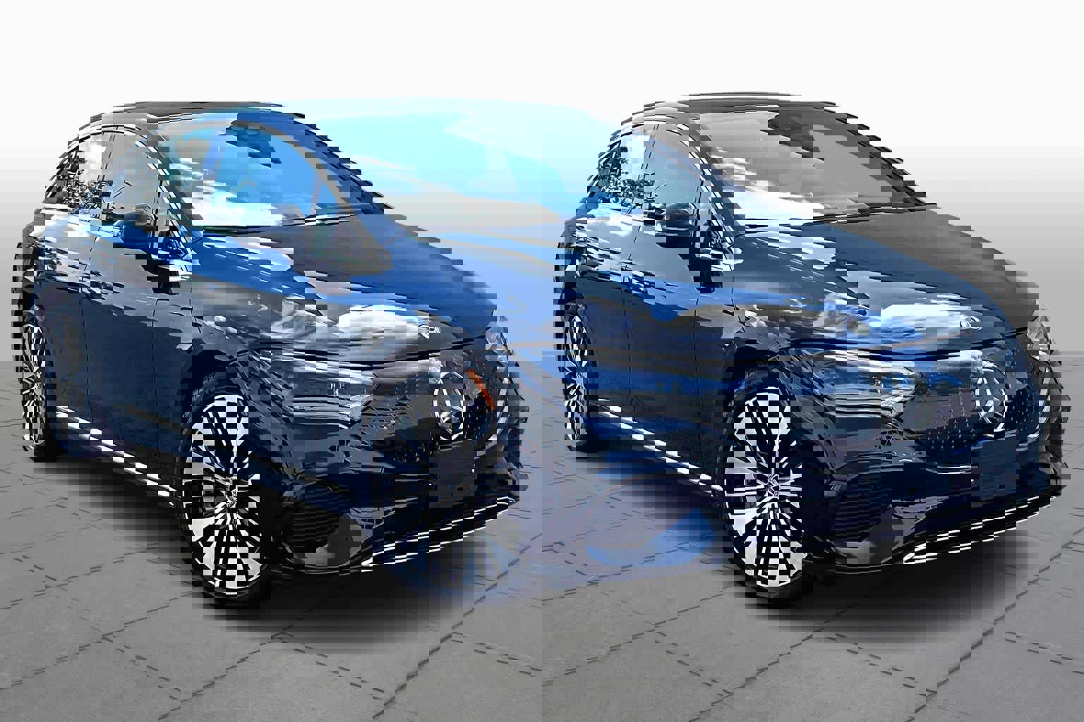 Used 2024 Mercedes-Benz EQE 350+ 4MATIC Sedan w/ Driver Assistance Package image 2