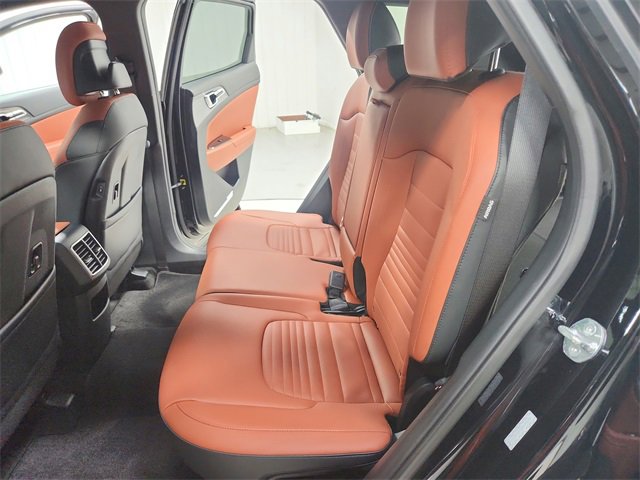 Used 2025 Kia Sportage SX image 38