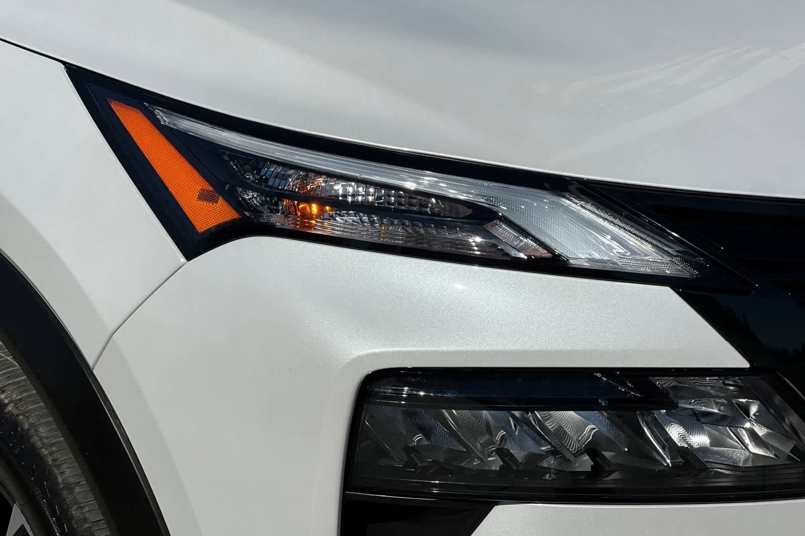 New 2026 Nissan Rogue Dark Armor image 33