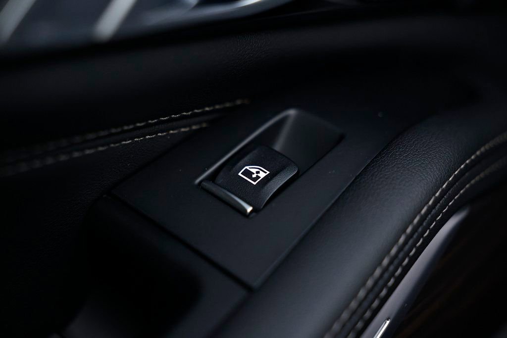 New 2026 BMW X5 xDrive40i w/ M Sport Package image 25