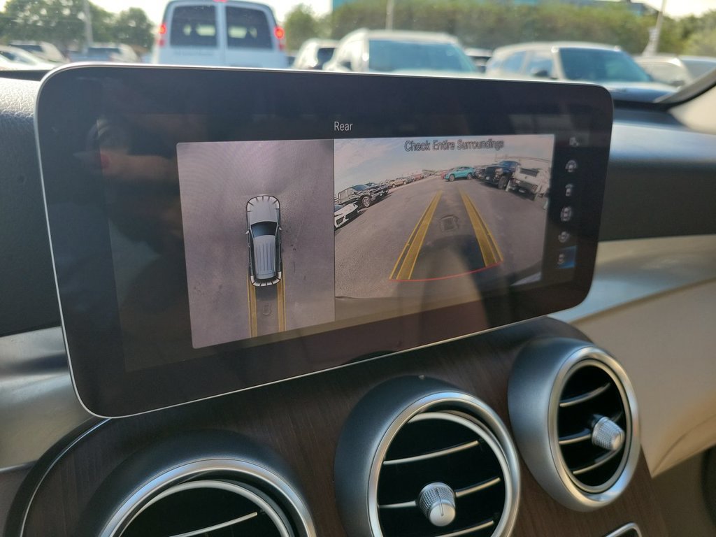 Used 2020 Mercedes-Benz GLC 300 image 15