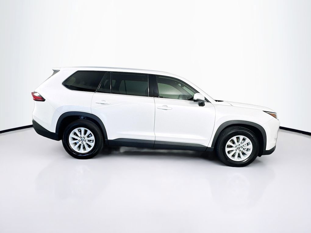 Used 2025 Toyota Grand Highlander FWD image 11