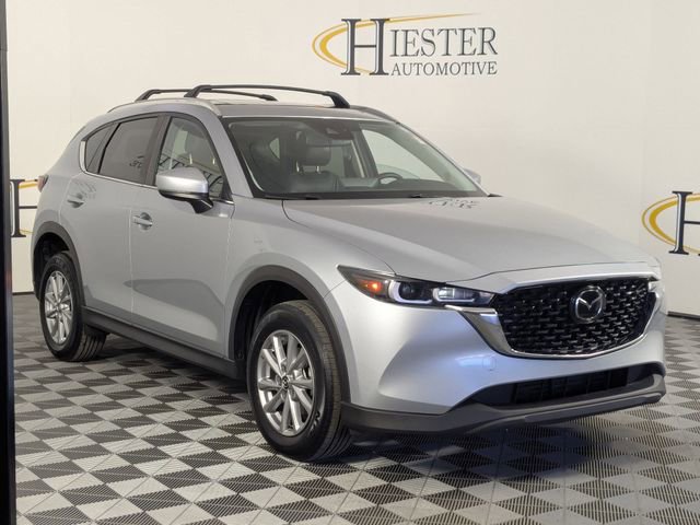 Used 2023 MAZDA CX-5 AWD 2.5 S image 2