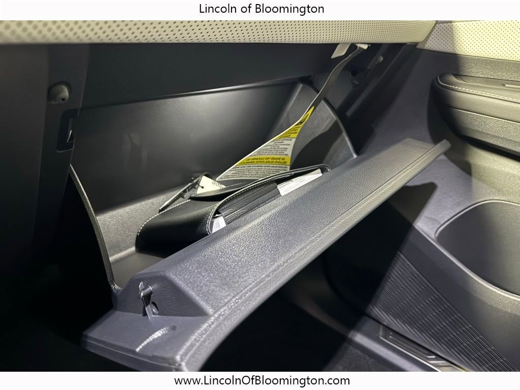 Used 2025 Volkswagen Atlas Cross Sport SEL Premium R-Line image 69