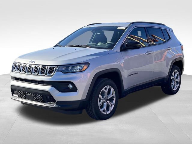 New 2026 Jeep Compass Latitude image 3