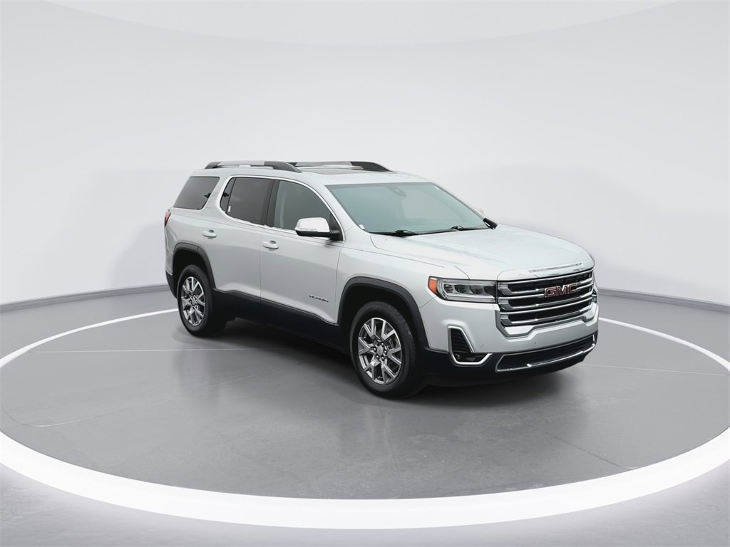 Used 2020 GMC Acadia SLT w/ Driver Alert Package II image 2