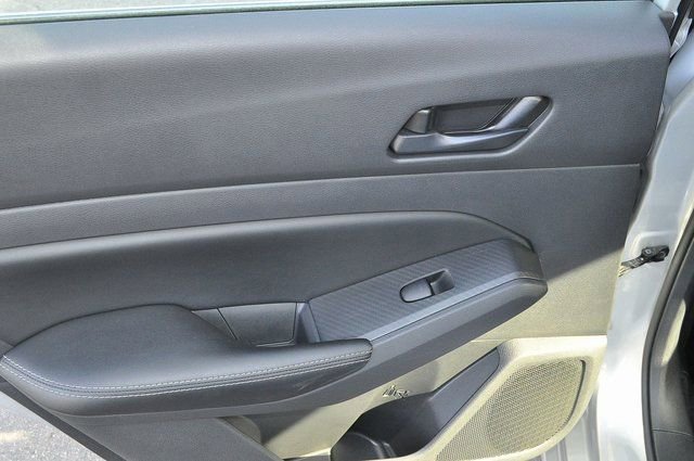 Used 2024 Nissan Altima 2.5 SV image 19