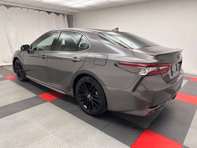 Used 2024 Toyota Camry XSE FWD image 4
