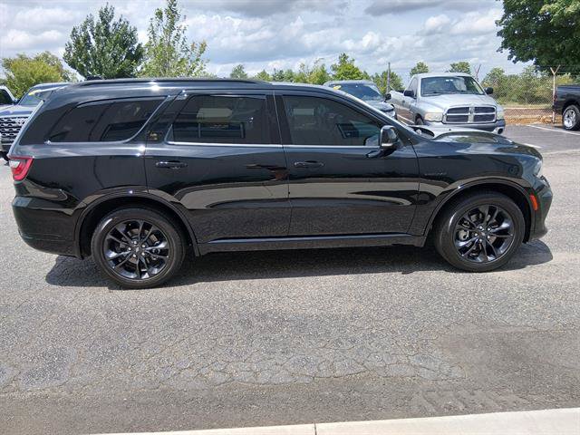 Certified 2023 Dodge Durango R/T RWD image 2