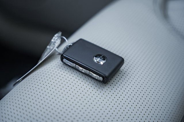 New 2026 Volvo XC60 T8 Ultra w/ Protection Package Premier image 43