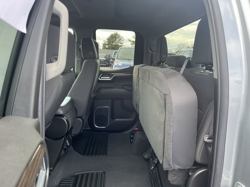 Used 2024 Chevrolet Silverado 1500 LT AWD/4WD image 4