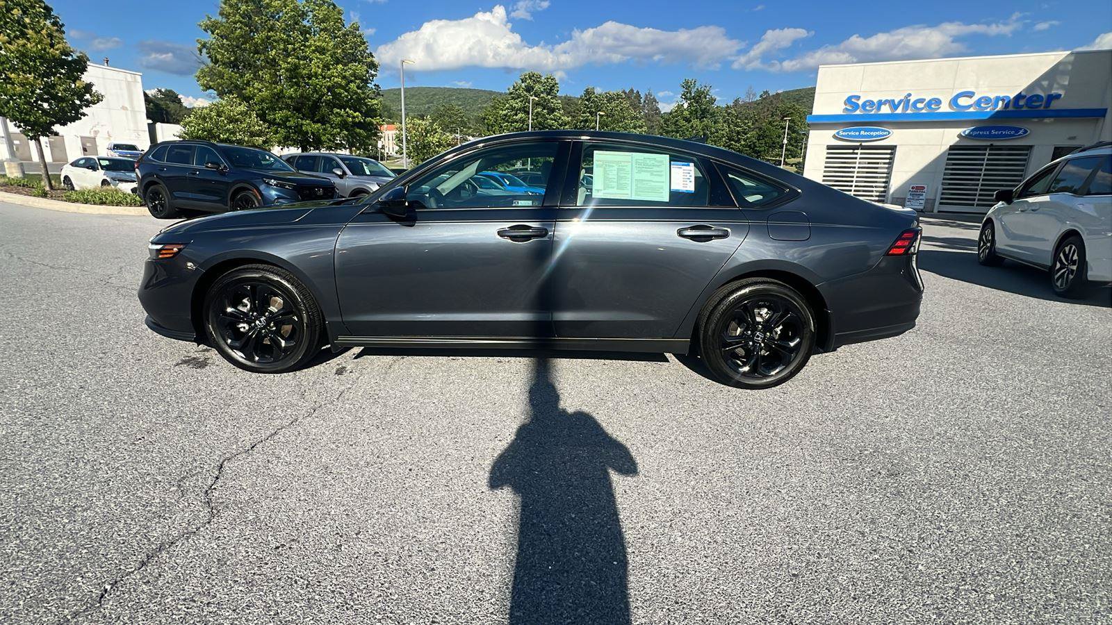 Used 2025 Honda Accord SE image 7