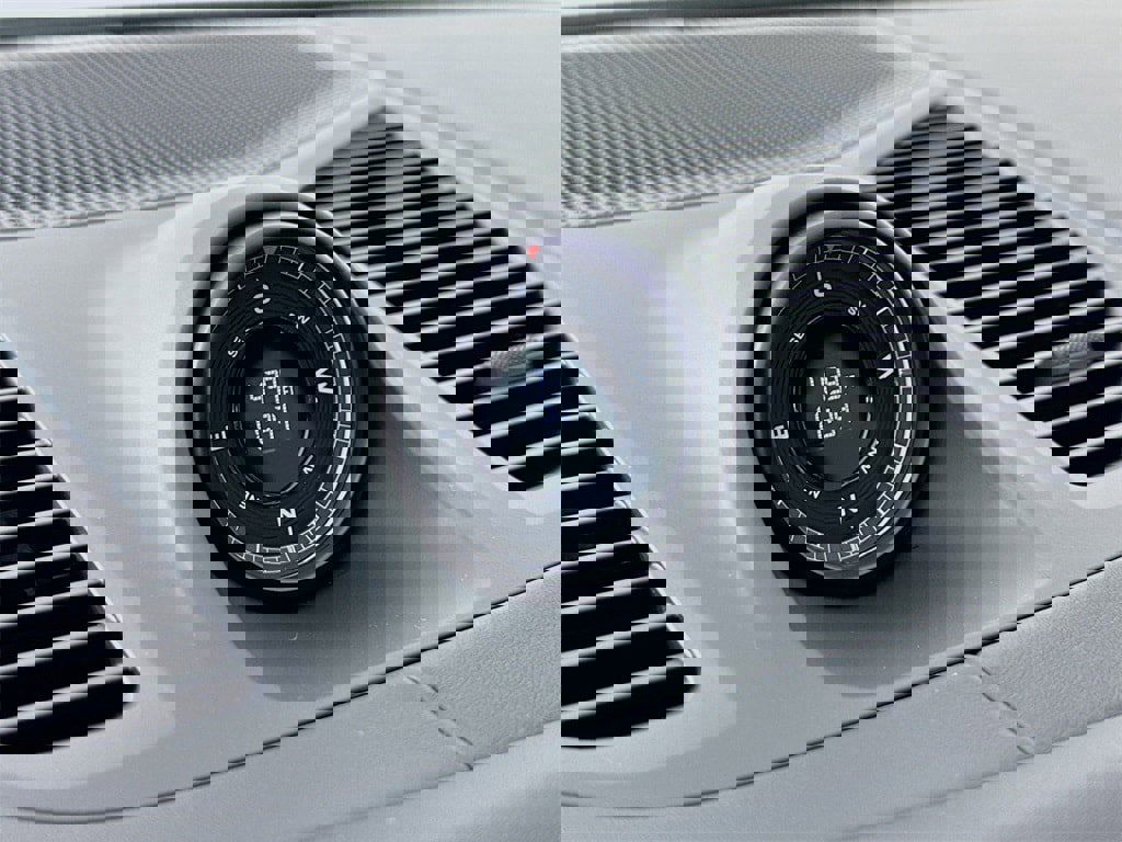 New 2026 Porsche Cayenne Coupe image 18