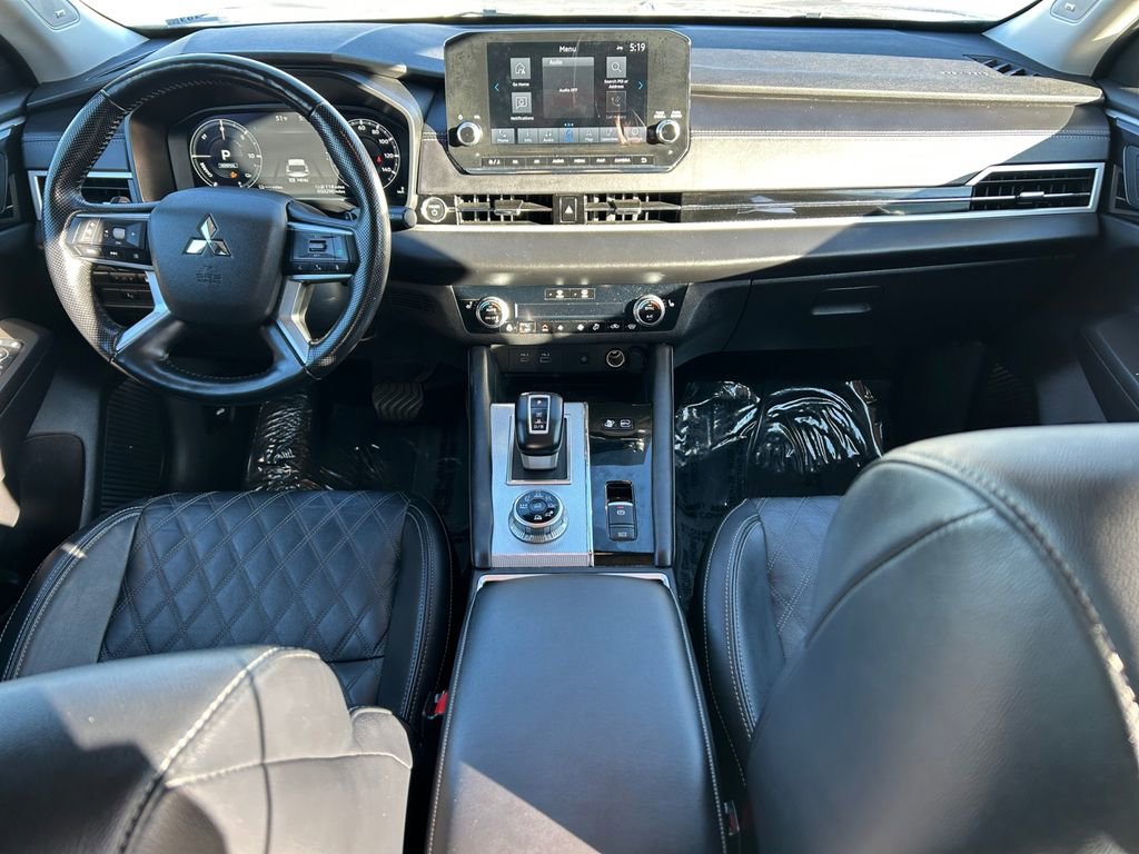 Used 2024 Mitsubishi Outlander SEL image 11